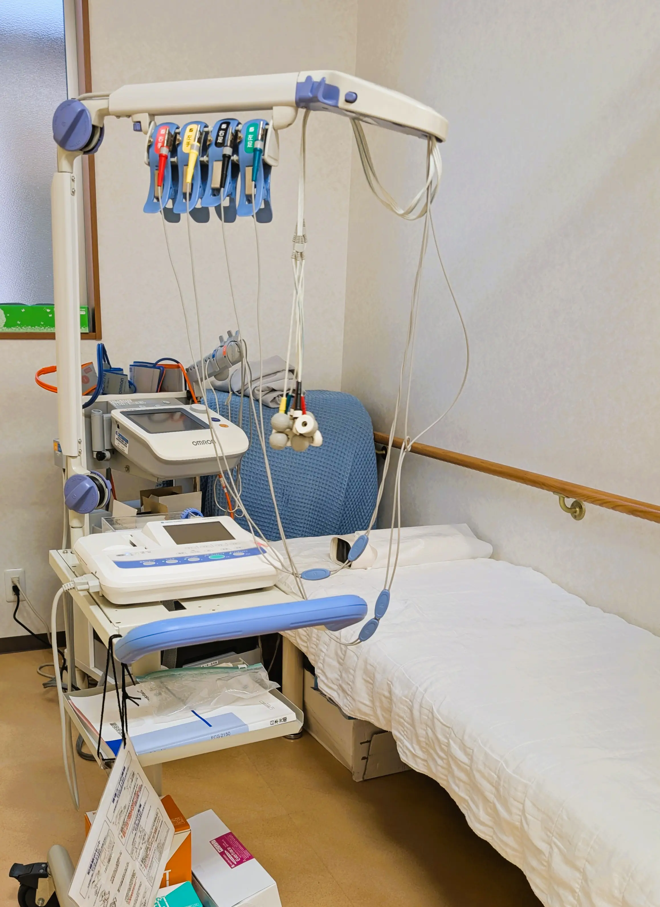 青木内科クリニックの院内施設 - 各種医療機器を完備